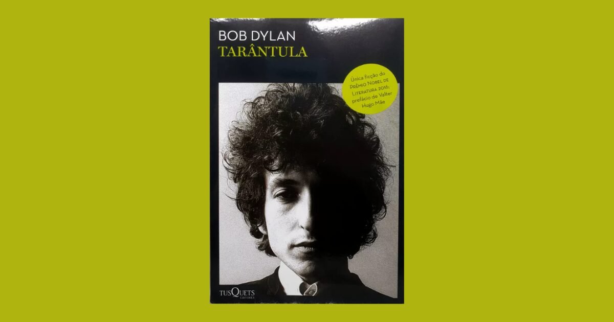 Capa do livro Tarântula, de Bob Dylan, publicado no Brasil pela Editora Tusquets em 2017. A obra conta com tradução de Rogério W. Galindo e foi lançada em edição brochura, com 136 páginas. ISBN: 9788542209365.