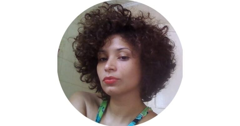 Como a Ficção Pode Combater a Desinformação? Reflexões do bate-papo “O Combo Pós-Moderno” na Ria Livraria