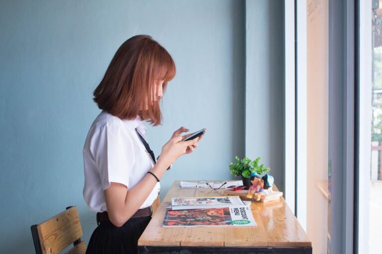 Autor, Comunidade e Sucesso Literário na Era Digital