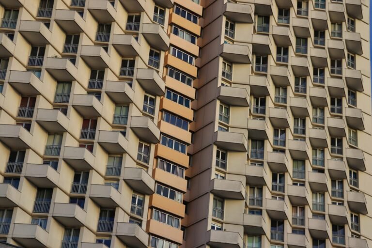 9 motivos para participar de revistas, oficinas e chamadas abertas literárias
