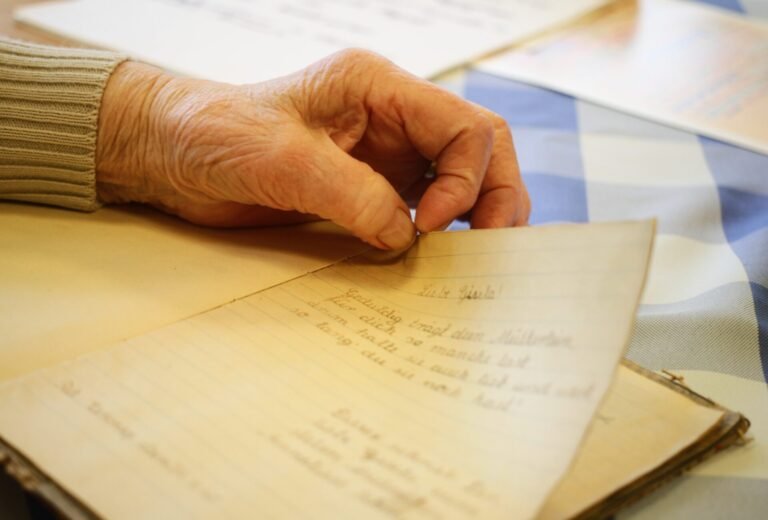 Como Escrever Poesia: Guia para Quem Quer Começar (e Não Sabe Por Onde)