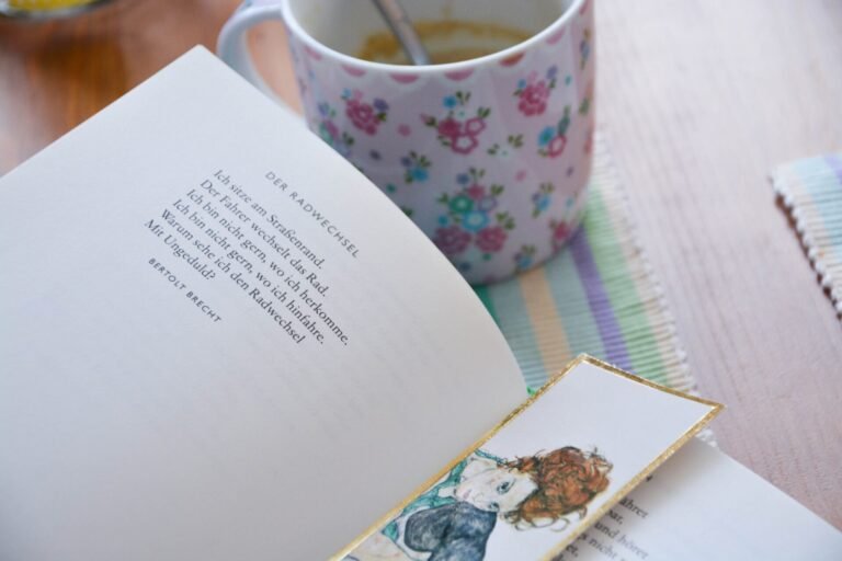 Marcador de Página Personalizado para Autor: o único material de divulgação que entra na casa do leitor