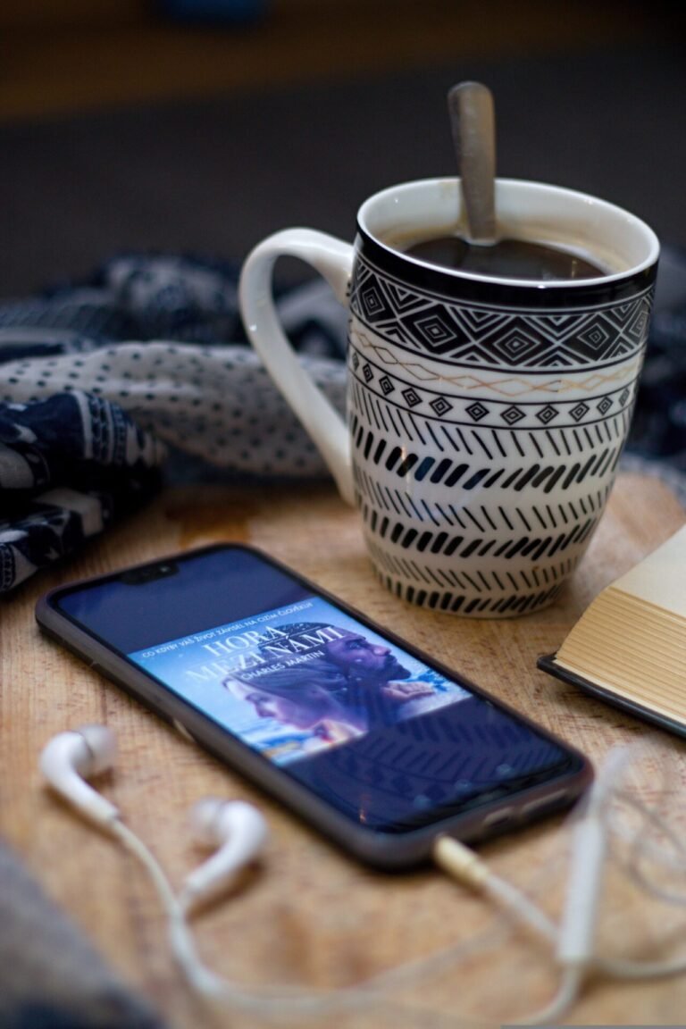 Audiolivro: o que é, como funciona, por que o mercado está crescendo e como transformar o seu livro em áudio